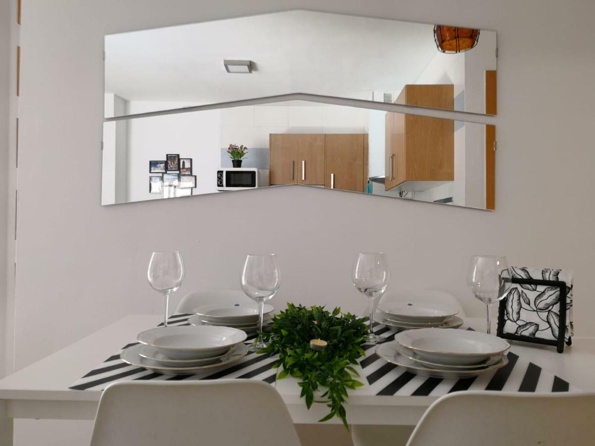 Apartamento La Victoria Málaga Exteriör bild
