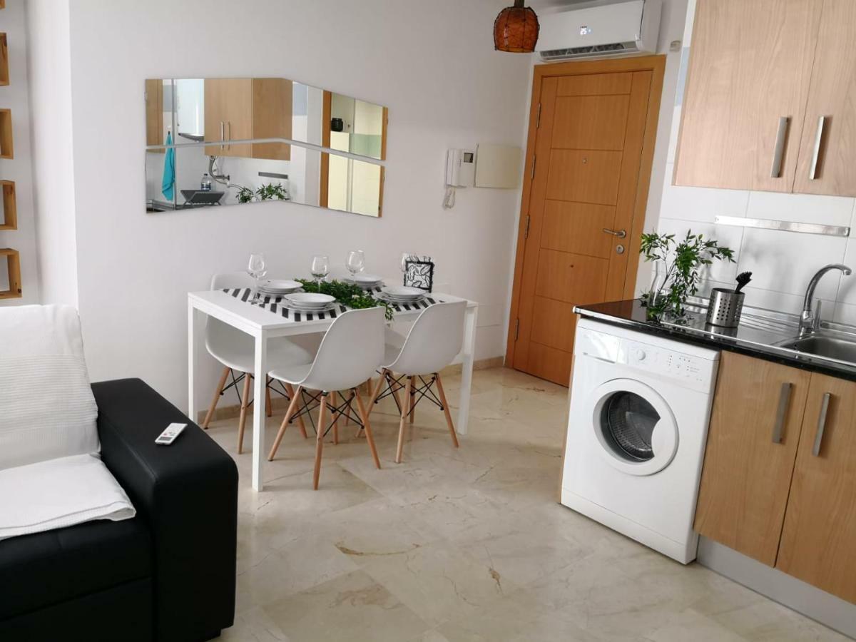 Apartamento La Victoria Málaga Exteriör bild