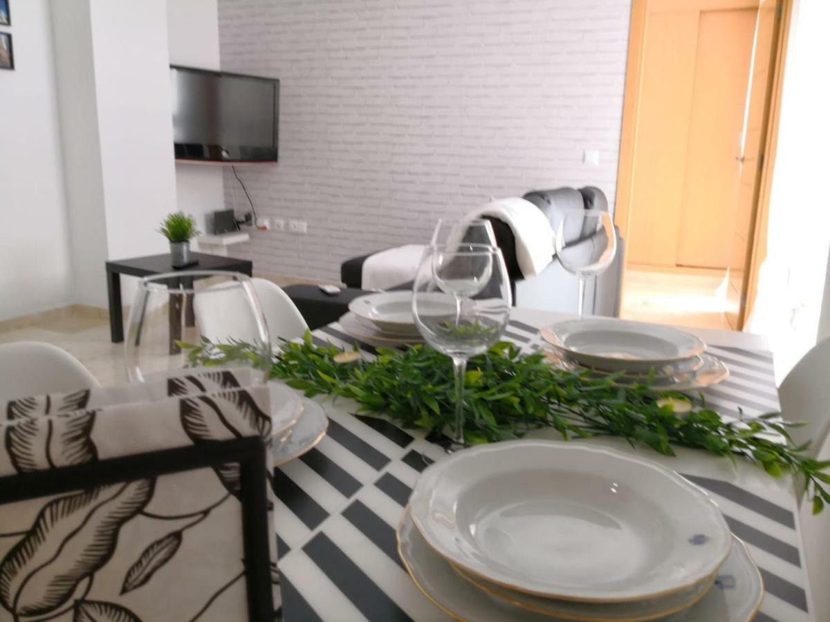 Apartamento La Victoria Málaga Exteriör bild